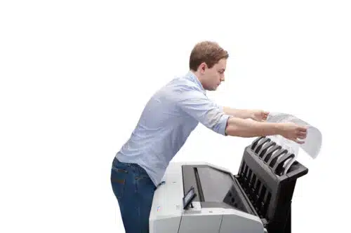 T1600_stacker-500x333 HP DesignJet T1600PS - Ausstellungsstück Aktuelles Modell - 36 Zoll A0 Plotter – Bild 6