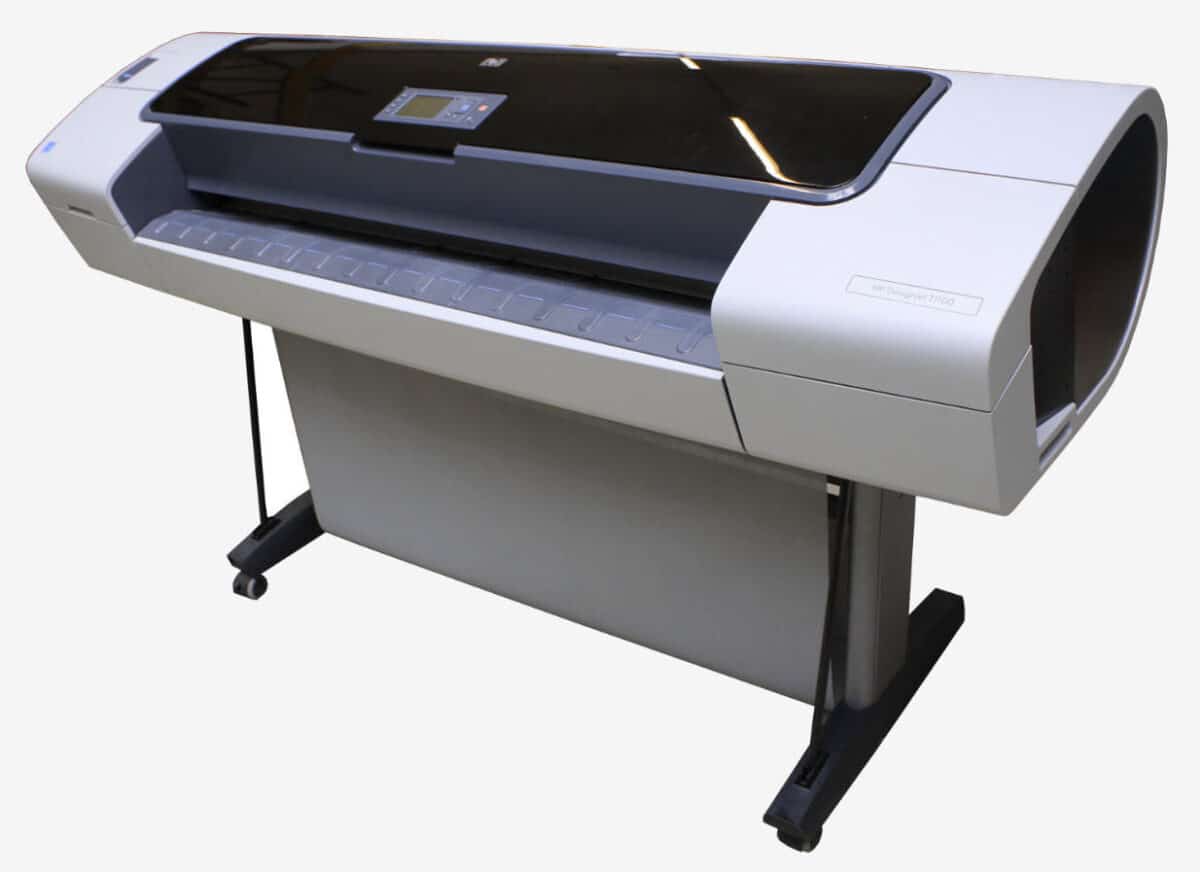 DesignJet T1100 44" 1118 mm - schneller A0 Plotter - 256MB Speicher, 40GB Festplatte für Selbstabholer – Bild 1