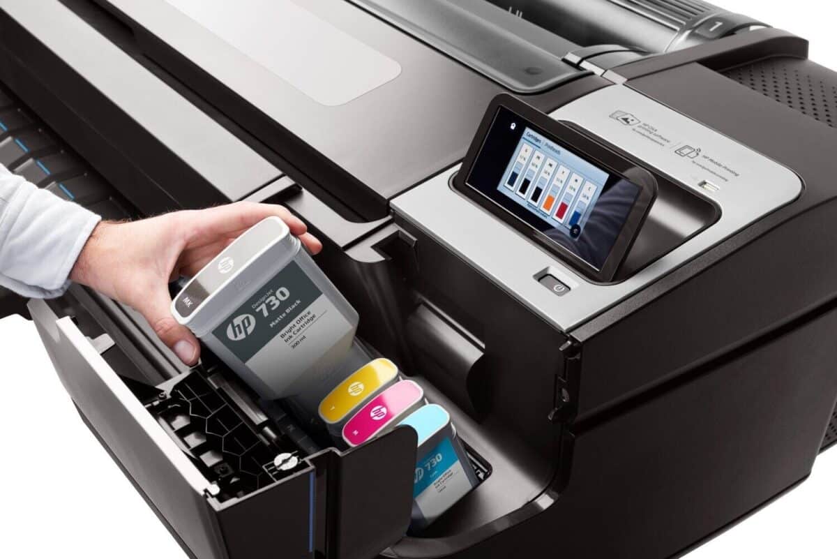 Designjet T1700PS 44" - generalüberholt - Superschneller Profi-Plotter mit 8 GB virtuellem Speicher – Bild 3